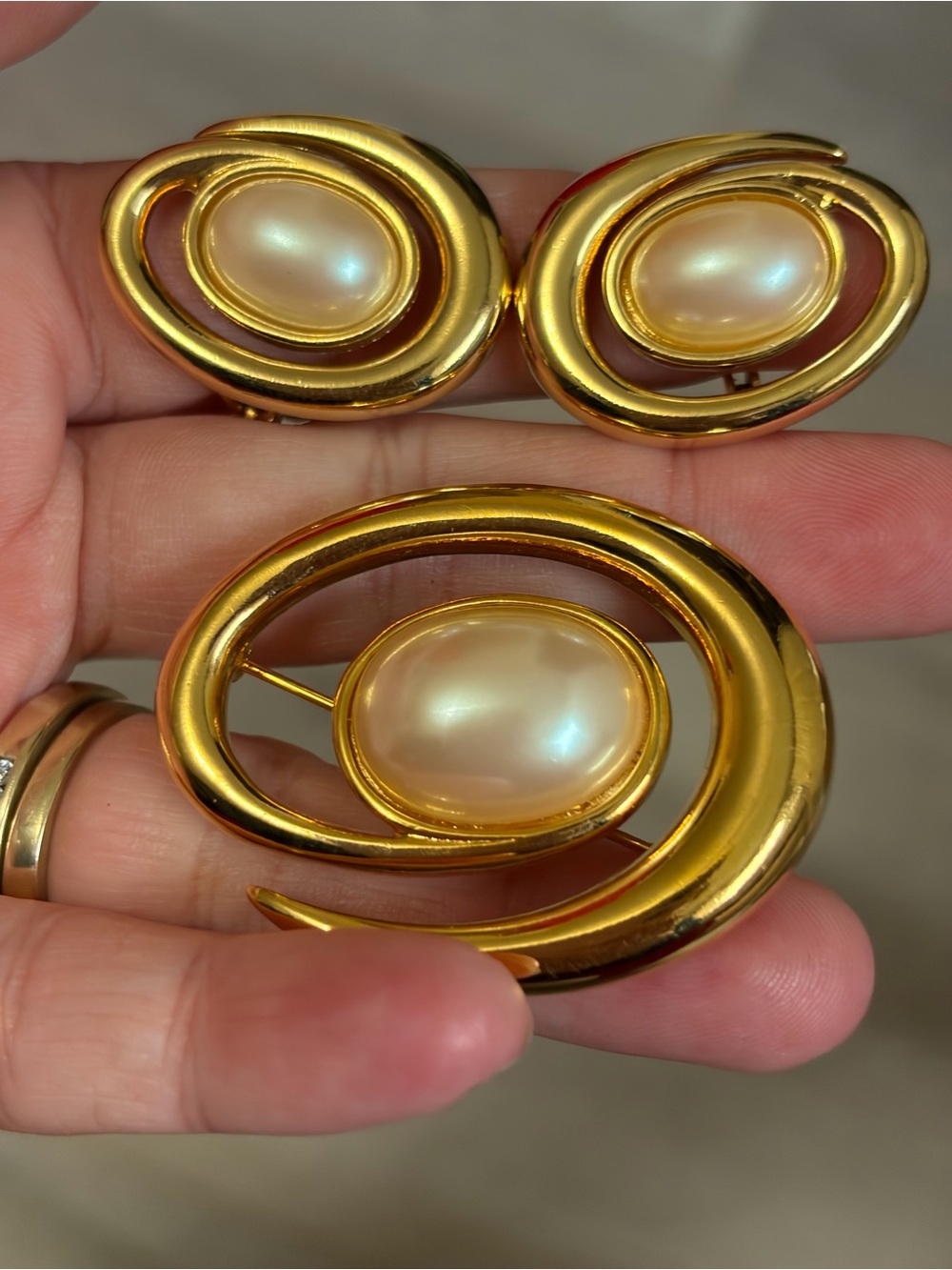 MONET Gold Tone Pearl Oval Brooch and Clip-On Earring Set